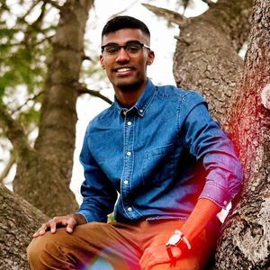 Meet your Posher, Aaron